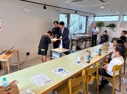 「集いステーション」での体験の様子